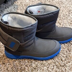 UGG Kids Gray Boots with Blue Soles